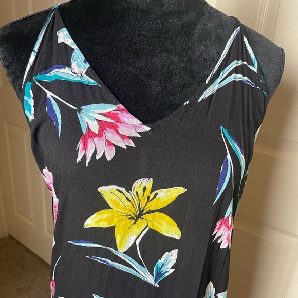 Forever 21 Tropical Black Floral Size Slit Cami Maxi Dress Size Medium - Picture 5 of 7